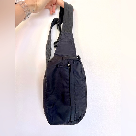 Aritzia Bags Euc Aritzia Main Character Belt Bag Poshmark